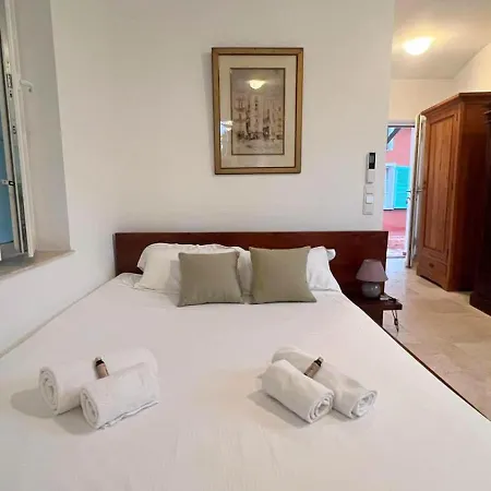 Royal Domain, Bnbrickeys マントン