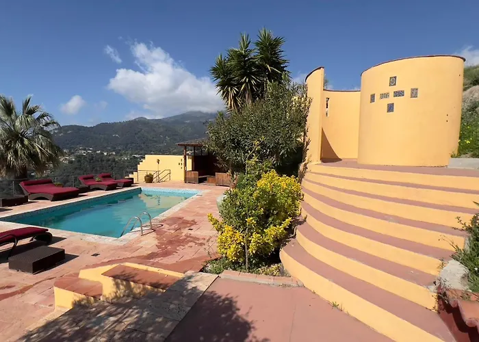 Royal Domain, Bnbrickeys