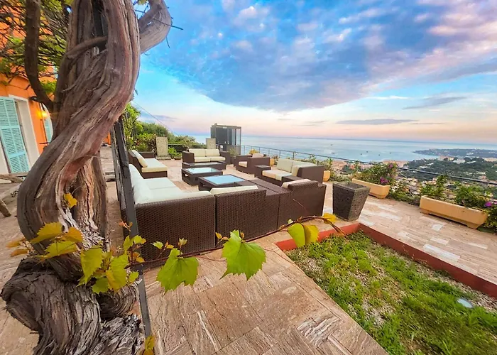 Royal Domain, Bnbrickeys *