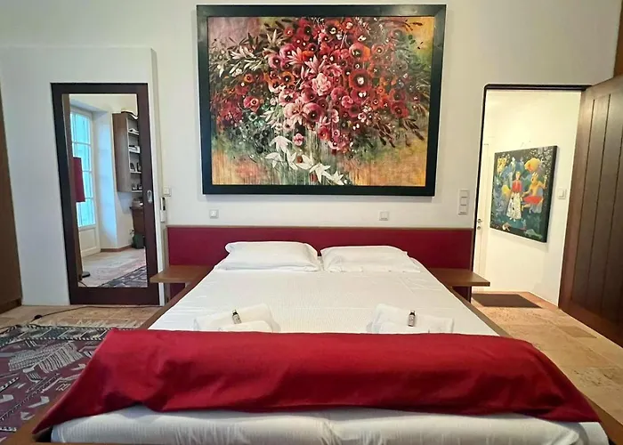 Royal Domain, Bnbrickeys דירה