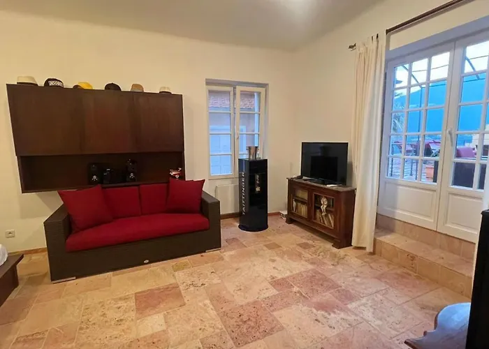 Royal Domain, Bnbrickeys מנטון