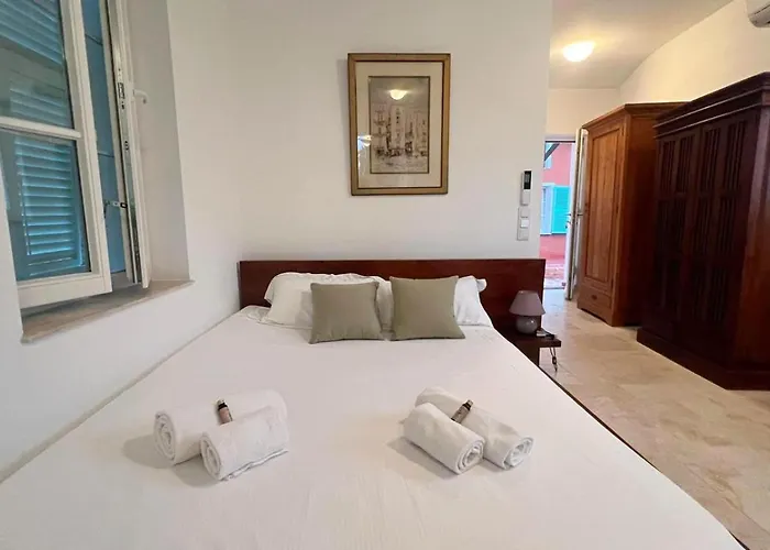 Royal Domain, Bnbrickeys מנטון