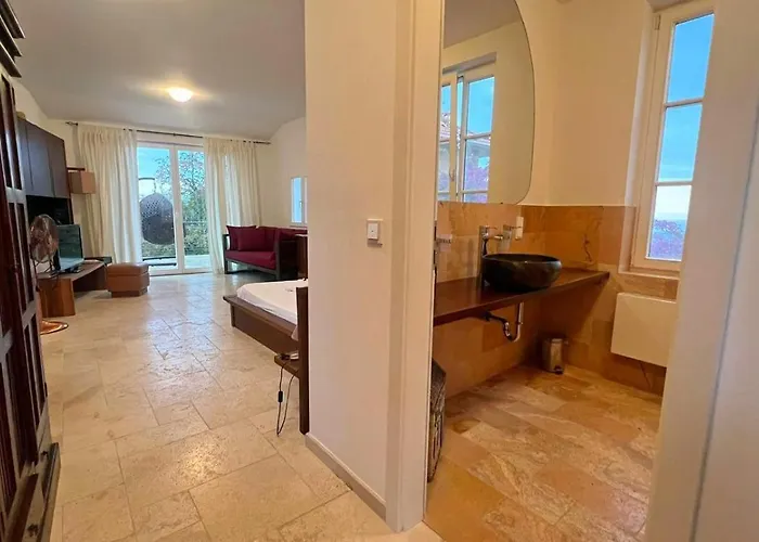 Royal Domain, Bnbrickeys דירה מנטון