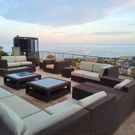 Royal Domain, Bnbrickeys Appartement *