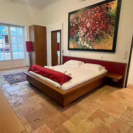 Apartment Royal Domain, Bnbrickeys Menton