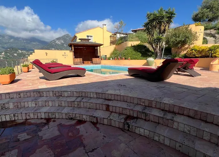 Royal Domain, Bnbrickeys *