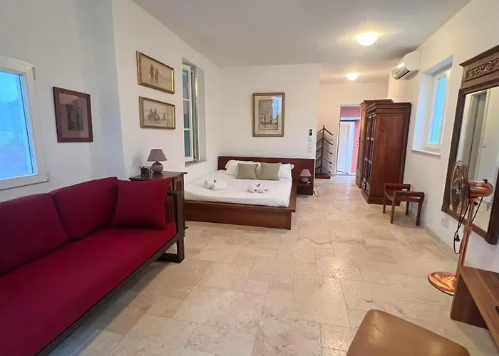 Royal Domain, Bnbrickeys Menton